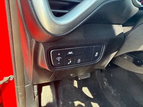 Used 2022 Kia Soul LX w/ Technology Package FWD image 17
