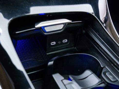 New 2026 Mercedes-Benz C 300 4MATIC Sedan image 28