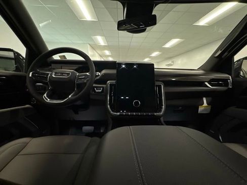 New 2026 GMC Yukon Elevation w/ LPO, Elevation Black Package RWD image 14