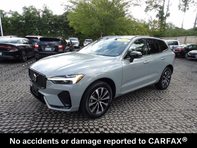 Certified 2024 Volvo XC60 B5 Core AWD/4WD image 4