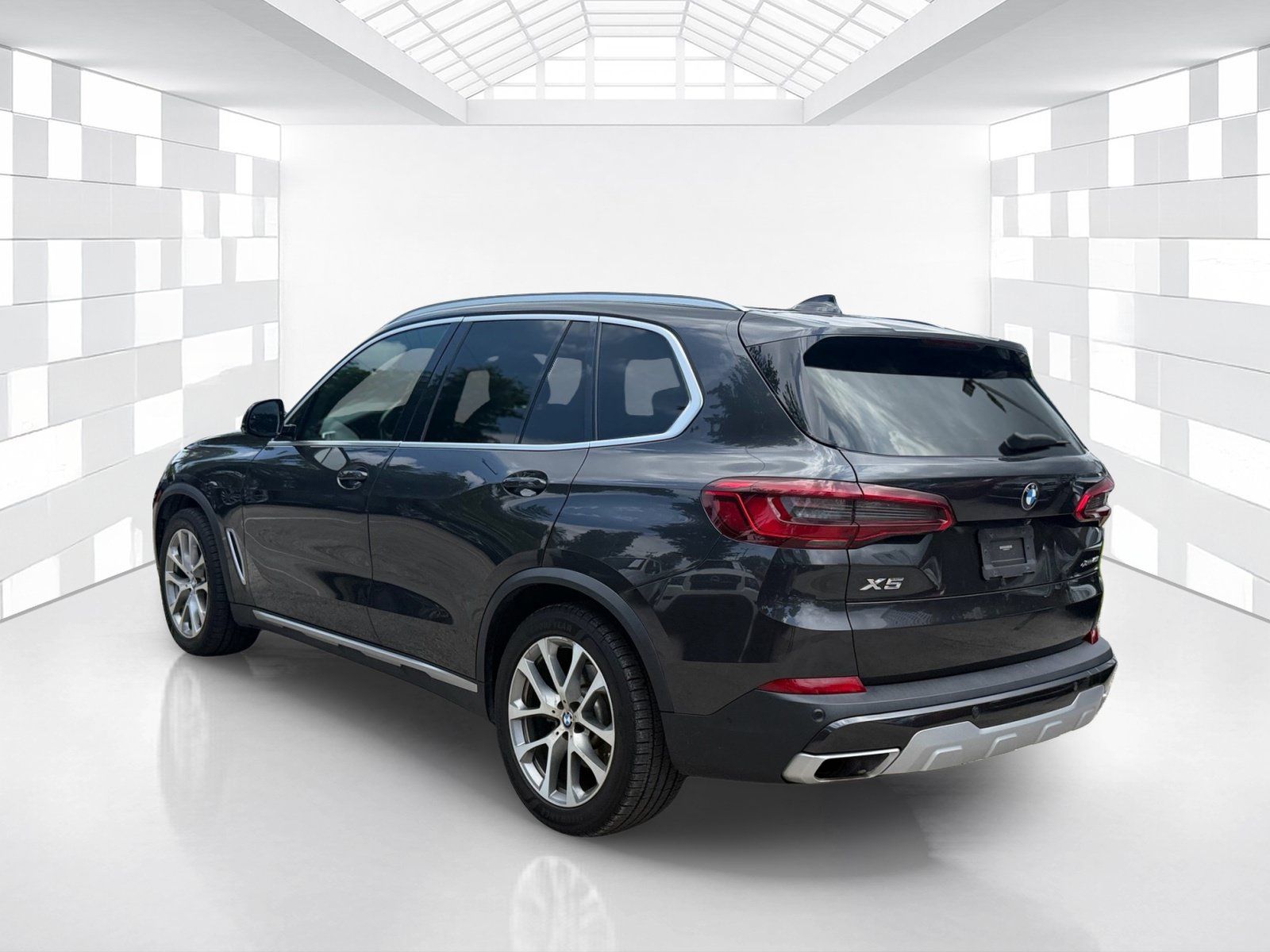 Used 2020 BMW X5 xDrive40i w/ Premium Package AWD/4WD image 5