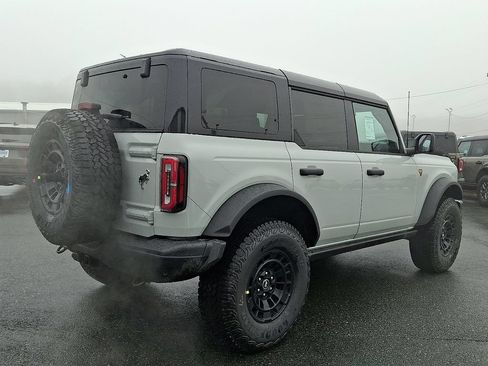New 2026 Ford Bronco Badlands AWD/4WD image 4