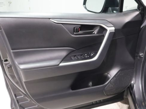 Used 2024 Toyota RAV4 LE AWD/4WD image 14