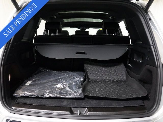 Certified 2023 Mercedes-Benz GLB 250 4MATIC image 28