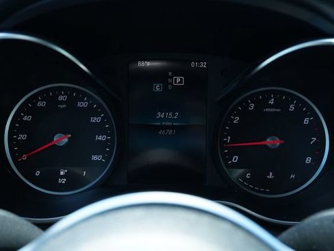 Used 2019 Mercedes-Benz C 300 Sedan image 31