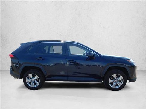 Used 2024 Toyota RAV4 XLE FWD image 4
