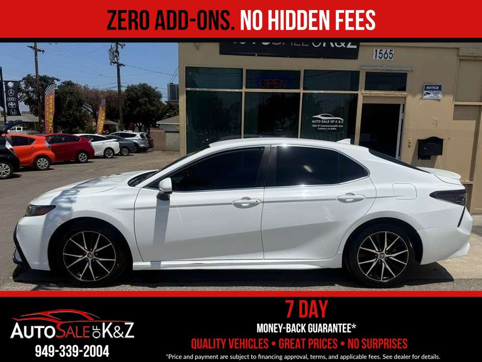 Used 2021 Toyota Camry SE FWD image 5