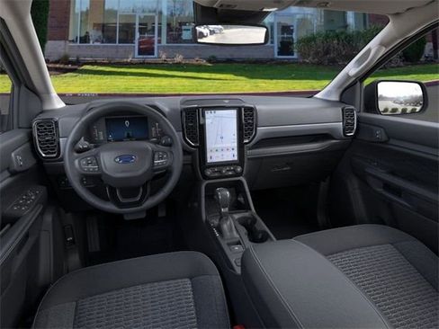 New 2025 Ford Ranger XLT w/ FX4 Off-Road Package image 9