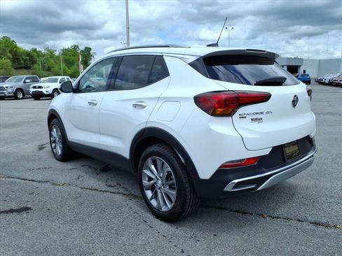 Used 2020 Buick Encore GX Essence w/ Experience Buick Package AWD/4WD image 3