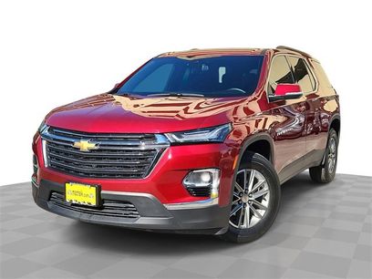 Used 2023 Chevrolet Traverse LT