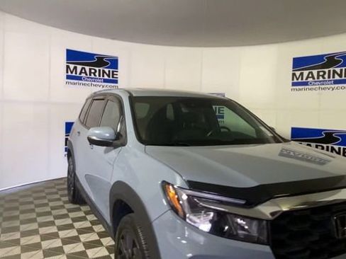 Used 2023 Honda Passport EX-L image 4