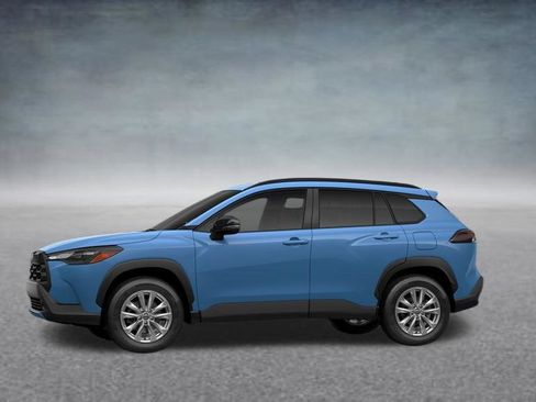 New 2026 Toyota Corolla Cross LE w/ Cold Weather Package AWD/4WD image 5
