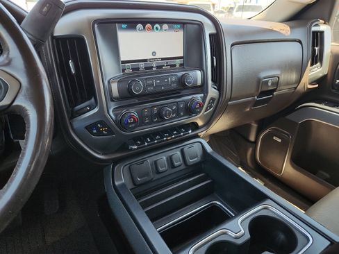 Used 2018 Chevrolet Silverado 1500 LTZ Z71 w/ LTZ Plus Package AWD/4WD image 20