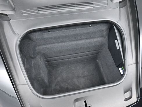 Certified 2024 Porsche 911 Turbo image 32