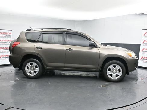 Used 2012 Toyota RAV4 Base image 9