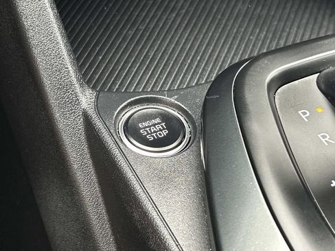 Used 2025 Kia K4 LXS image 26