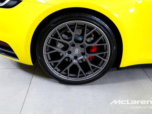 Used 2022 Porsche 911 Carrera 4S w/ Premium Package image 26