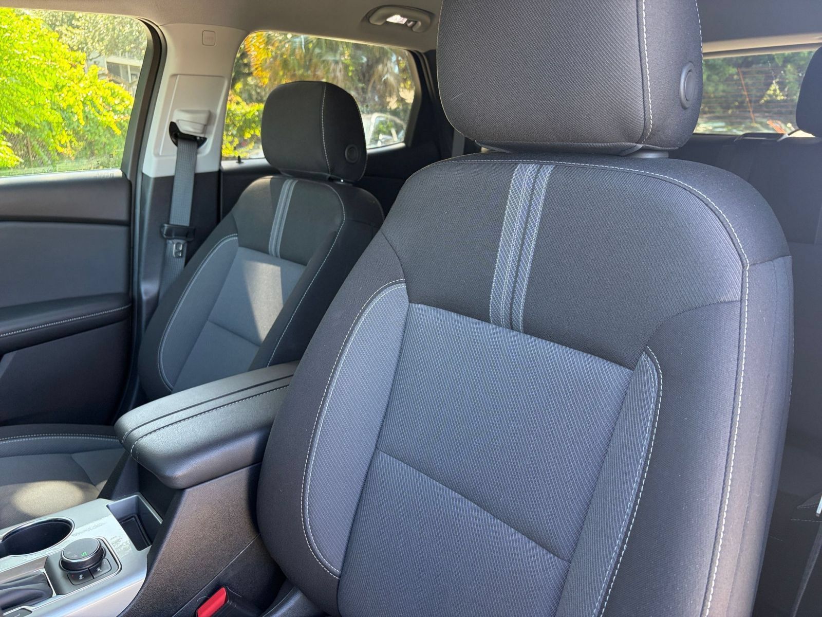 Used 2026 Chevrolet Blazer LT FWD image 35