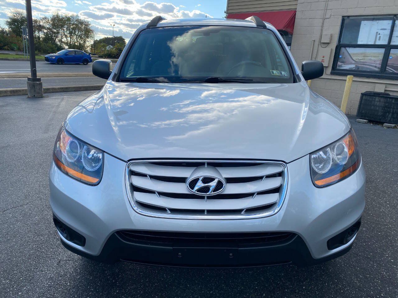 Used 2011 Hyundai Santa Fe GLS FWD image 8