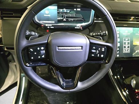 New 2026 Land Rover Range Rover Sport Dynamic SE image 17