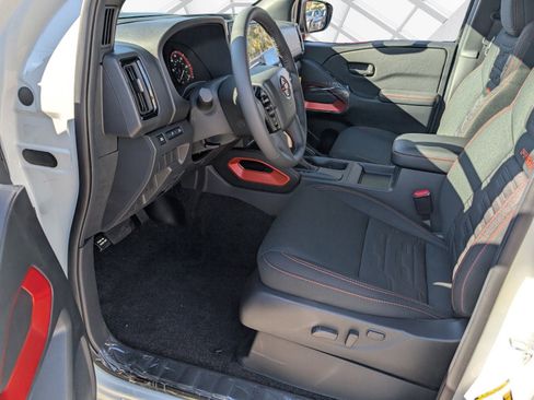 New 2026 Nissan Frontier Pro-X image 5