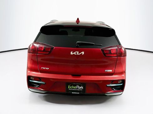 Used 2022 Kia Niro EX FWD image 7