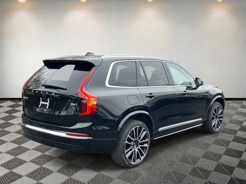 New 2026 Volvo XC90 B6 Plus image 3