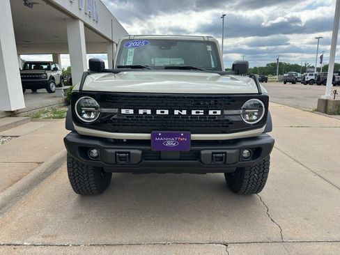 New 2025 Ford Bronco Big Bend w/ Black Diamond Package AWD/4WD image 8