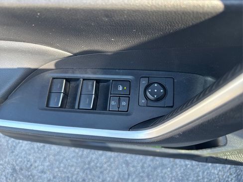 Used 2022 Toyota RAV4 XLE image 37