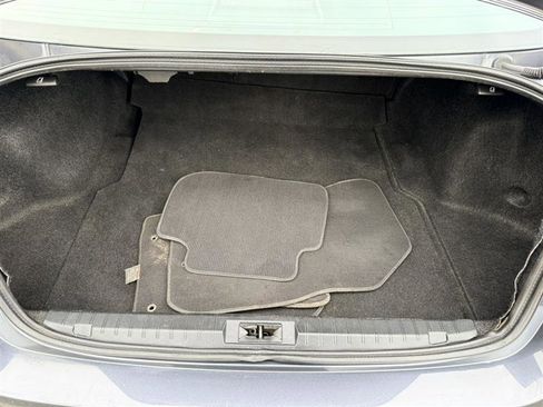 Used 2016 Subaru Legacy 2.5i Limited image 21