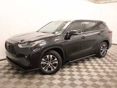 Used 2021 Toyota Highlander XLE