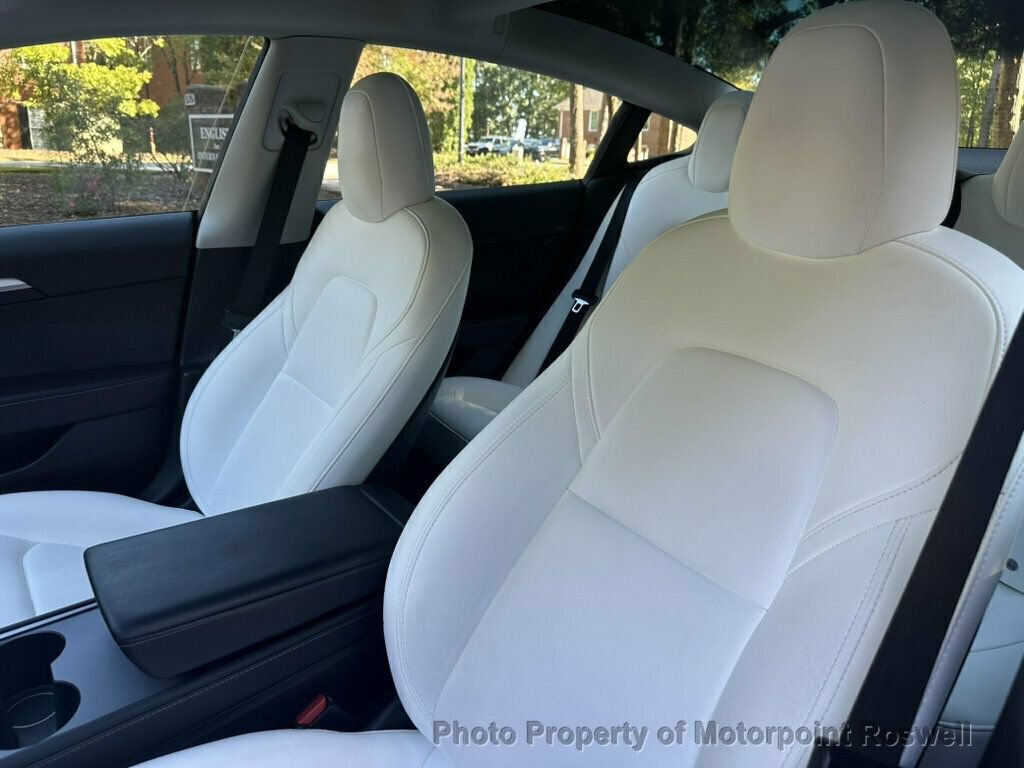 Used 2023 Tesla Model 3 Standard Range RWD image 8