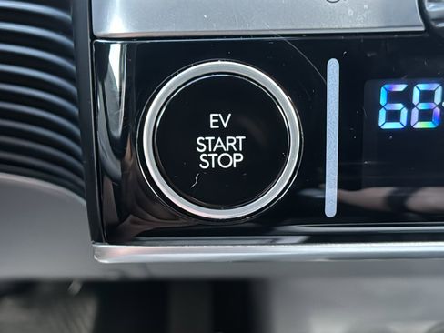 Used 2024 Hyundai Ioniq 5 SEL image 31