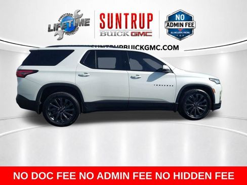 Used 2023 Chevrolet Traverse RS AWD/4WD image 12