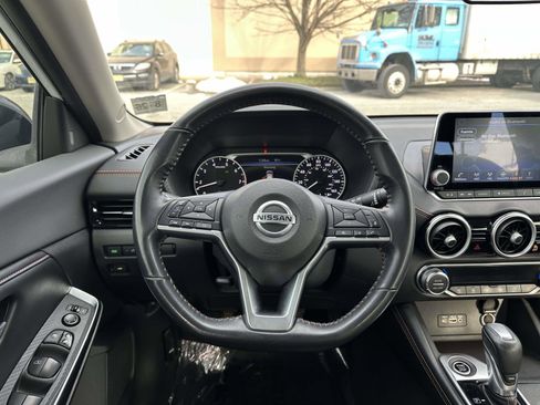 Used 2021 Nissan Sentra SR image 10