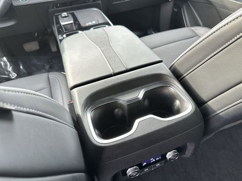 New 2025 Buick Enclave Preferred w/ LPO, Floor Liner Package image 25