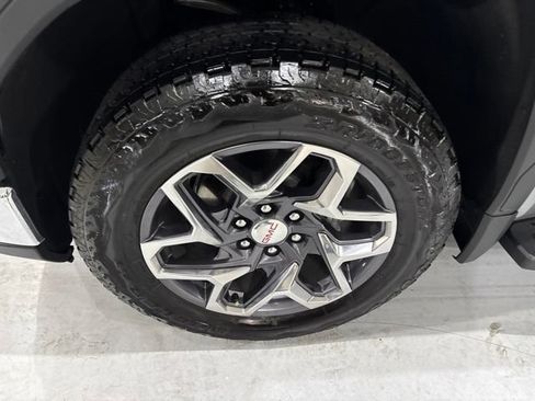 Used 2026 GMC Sierra 1500 SLT w/ SLT Premium Package AWD/4WD image 39