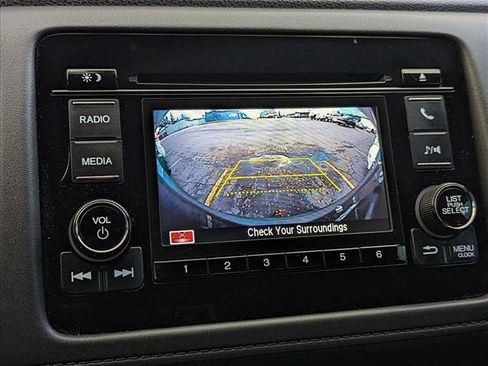 Certified 2022 Honda HR-V LX image 14