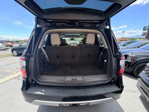 Used 2021 Ford Expedition Limited AWD/4WD image 31