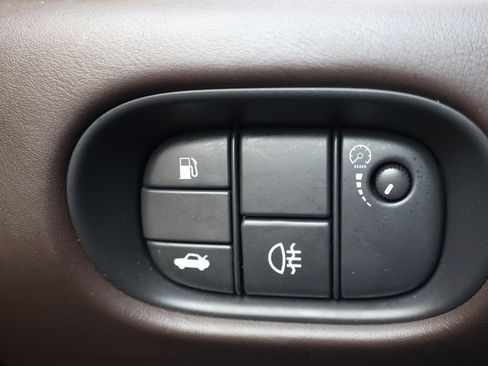 Used 2014 Jaguar XK Coupe RWD image 28