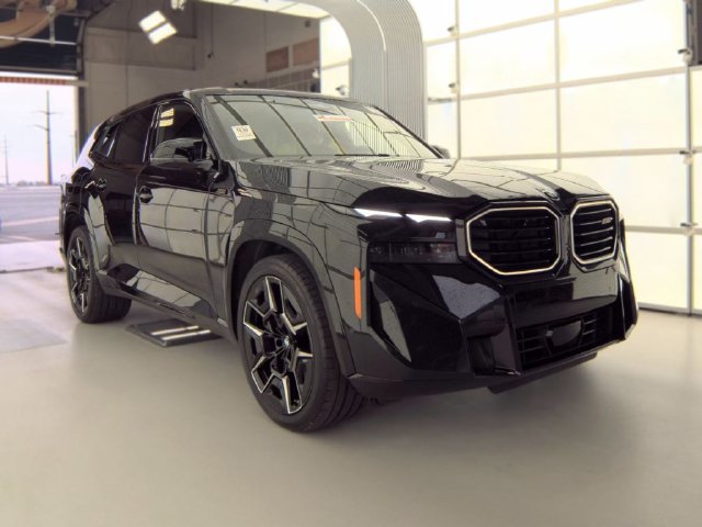 Used 2024 BMW XM AWD/4WD image 3