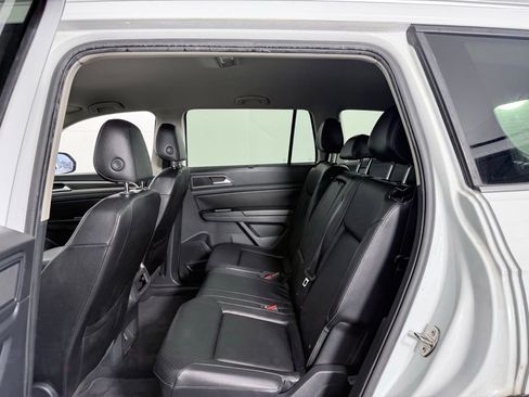 Used 2019 Volkswagen Atlas SE w/ Towing Package image 22