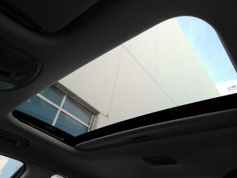 Used 2020 Hyundai Elantra Value Edition w/ Cargo Package (C1) image 7