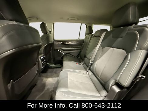 Used 2021 Jeep Grand Cherokee L Laredo w/ Luxury Tech Group I image 11