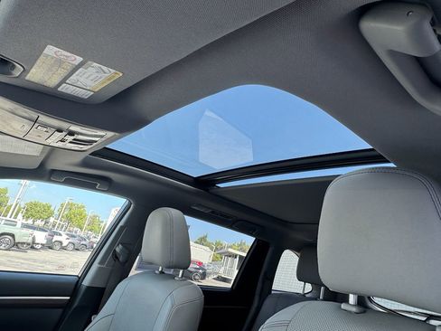 Used 2015 Toyota Highlander Limited Platinum image 23