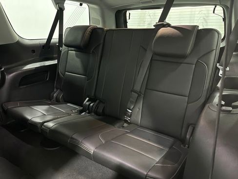 Used 2019 GMC Yukon XL Denali w/ Denali Ultimate Package image 32