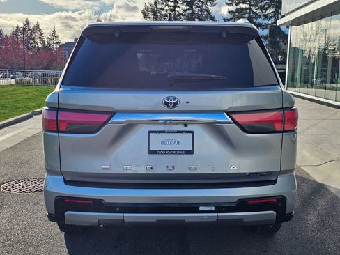 Used 2025 Toyota Sequoia Limited AWD/4WD image 4