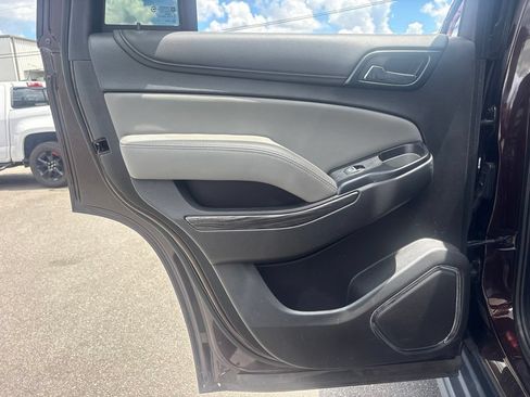 Used 2020 Chevrolet Tahoe LT RWD image 14