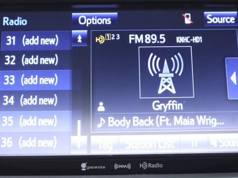 Used 2018 Toyota Highlander XLE AWD/4WD image 16
