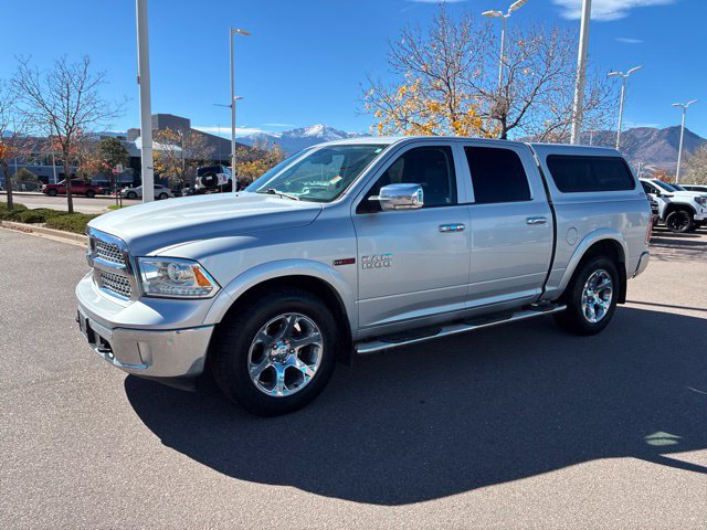 Used 2017 RAM 1500 Laramie w/ Convenience Group AWD/4WD image 4